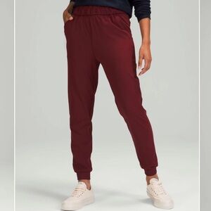 Lululemon Stretch Luxtreme High-Rise Full Length Pant Red Merlot Sz 2 Activewear